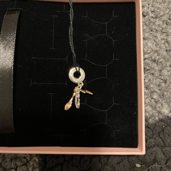 Pandora 8.3 bracelet with two charms - Picture 2 of 3